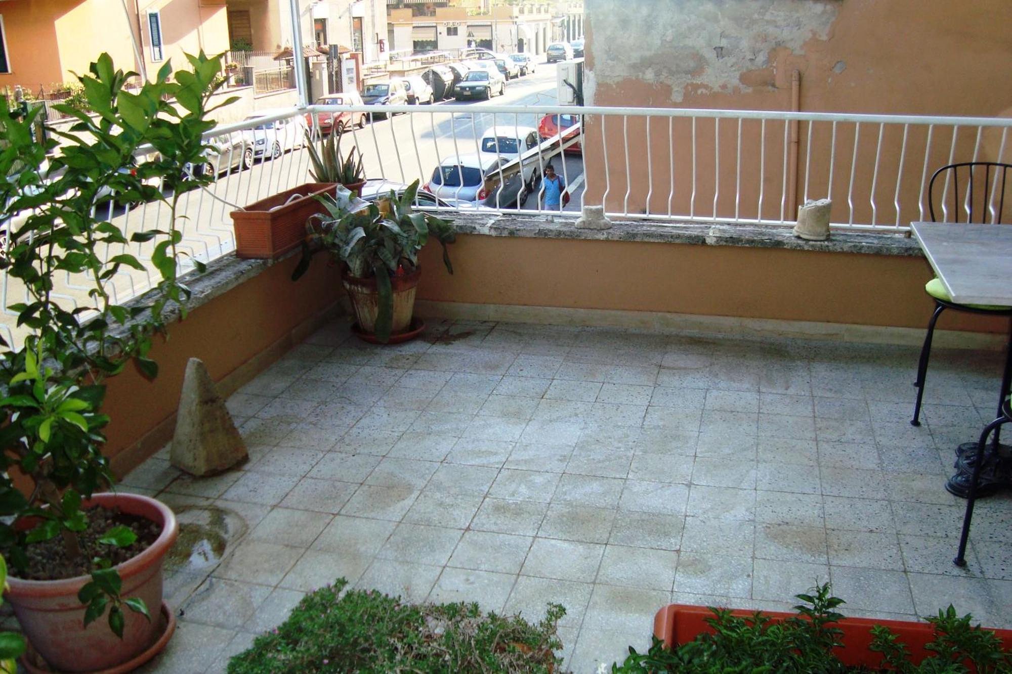 Alloggio Turistico Via Dei Faggi - Room Rome Luaran gambar